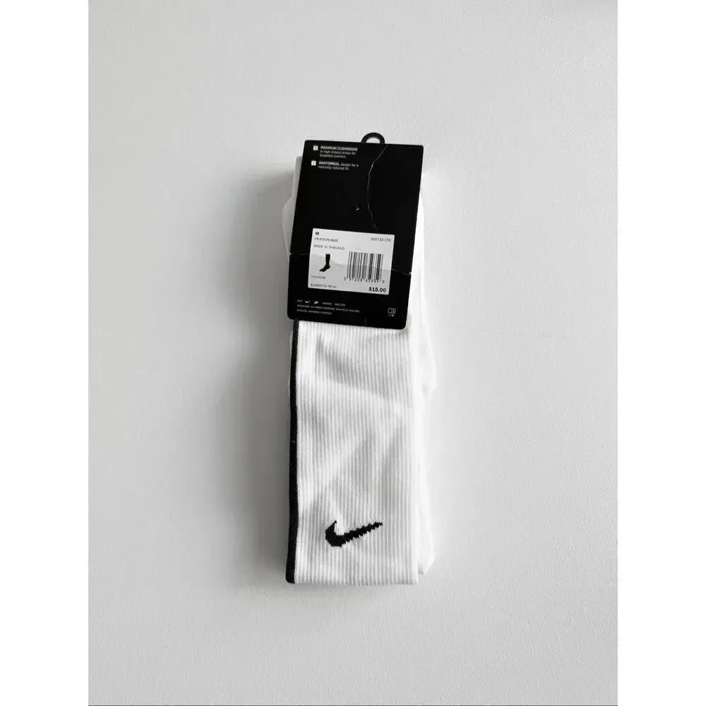 NIKE Men/ Women  Vapor Knee High football Socks size M 6-8 W 6-10 Black White